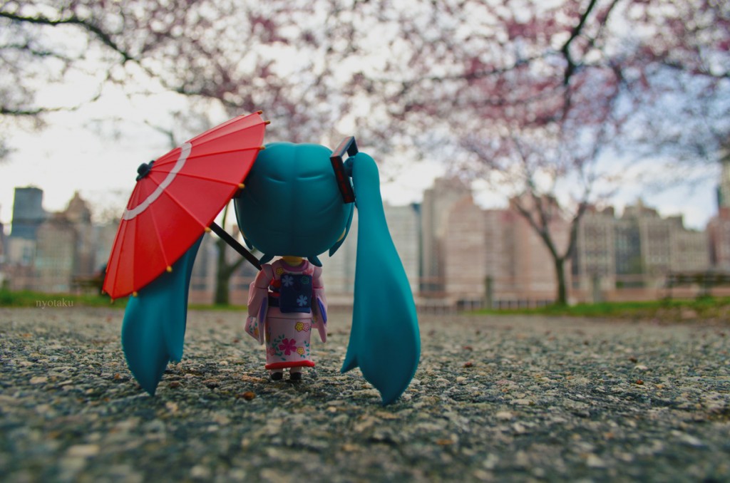 Miku Hatsune nendoroid spring