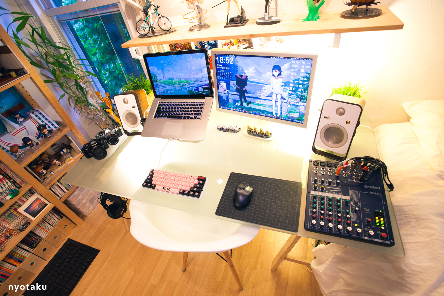 Featured image of post Anime Pc Setup Room One of our favorite setups featuring the hyperbeast theme from csgo